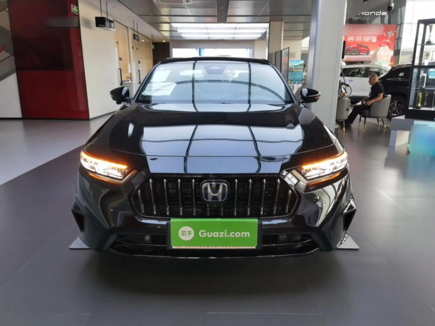 Honda Inspire New Energy 2025 Model—e:PHEV Smart Shine Version — миниатюра 2