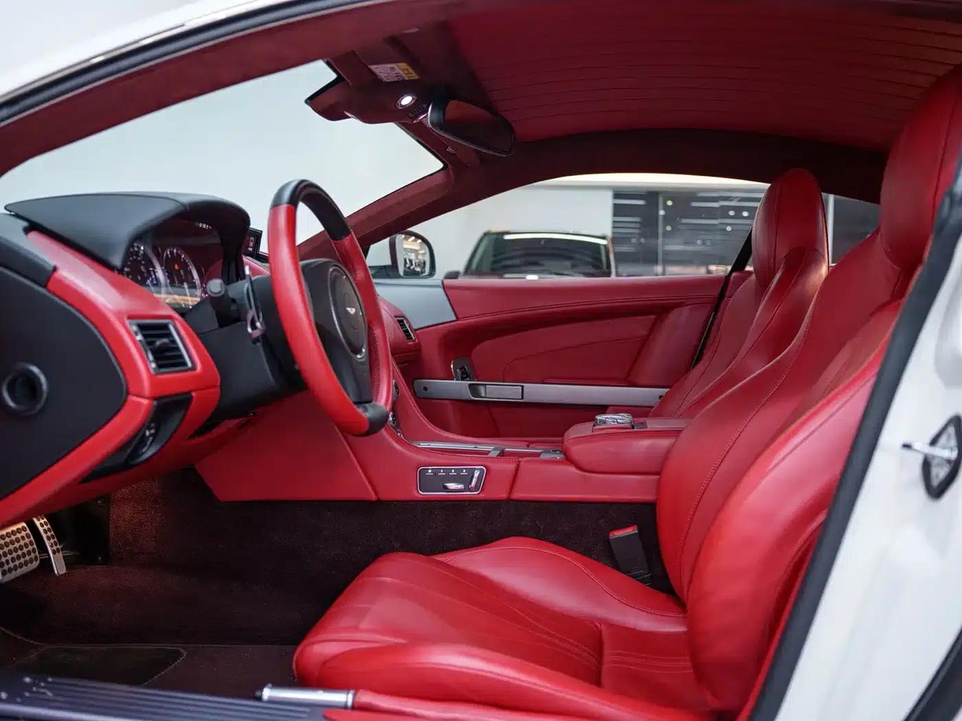 Aston Martin DB9 2013 6.0L Coupe — миниатюра 9
