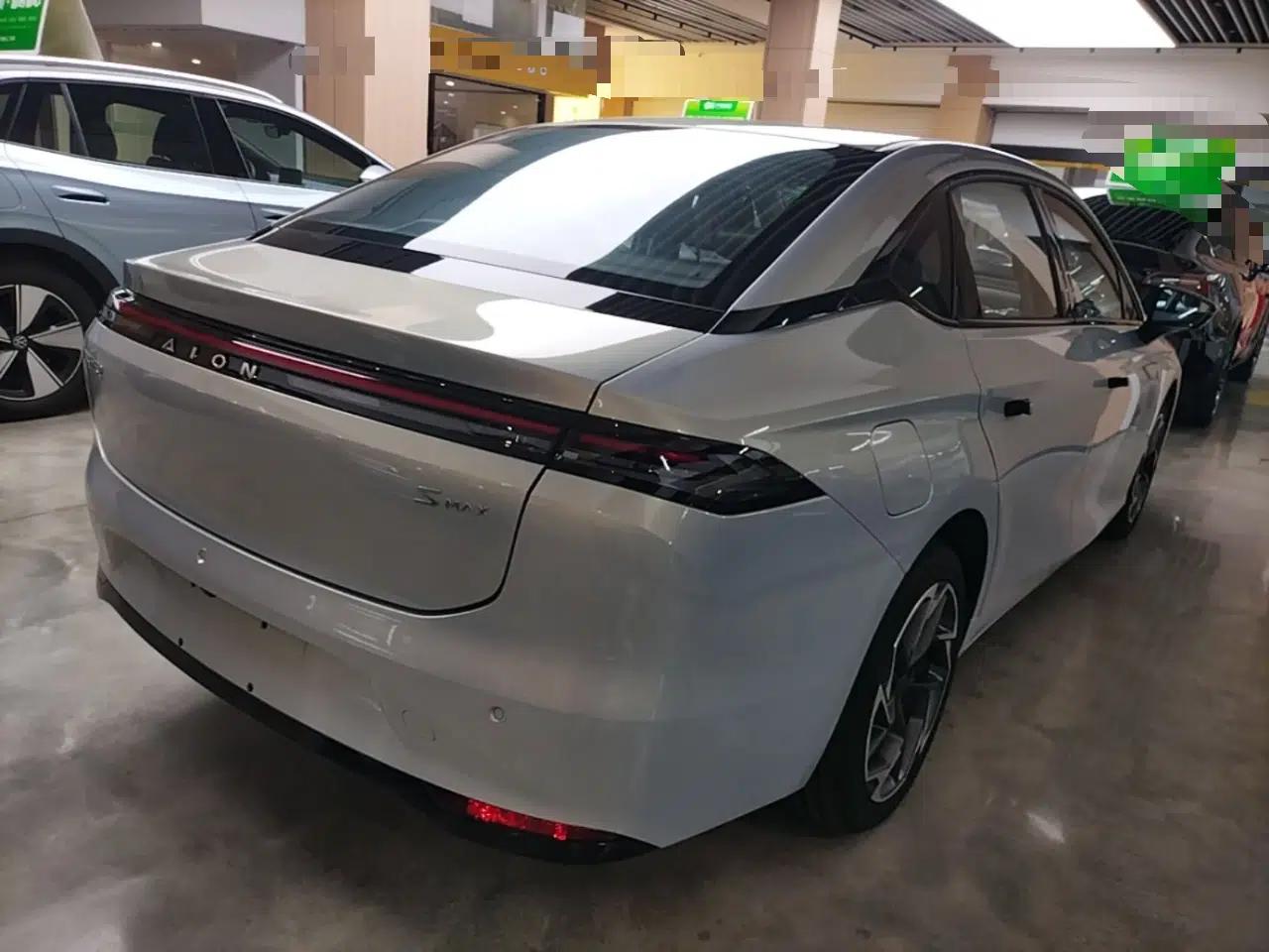 AION S MAX 2024 70 Star Edition — миниатюра 6