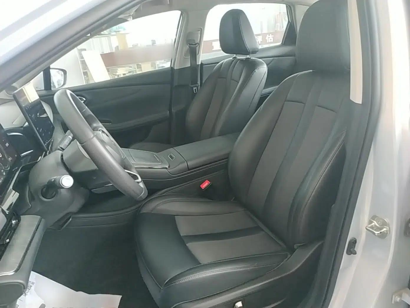 AION S MAX 2024 70 Star Edition 54.6 kWh — миниатюра 17