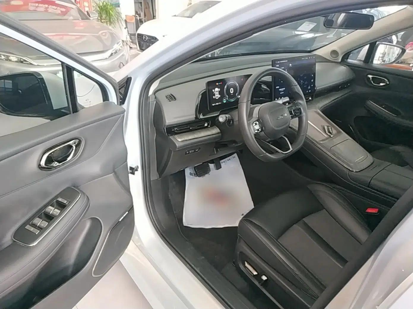 AION S MAX 2024 70 Star Edition 54.6 kWh — миниатюра 18