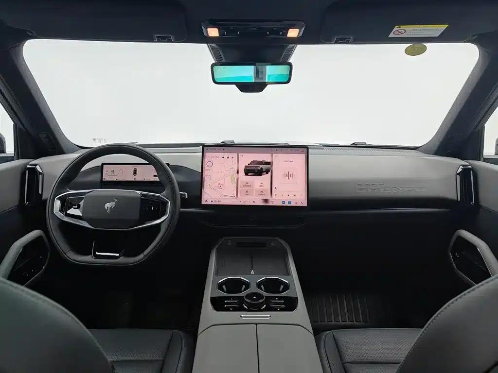 Ford Motor Romper 2026 Long Beach Extended Range — миниатюра 15