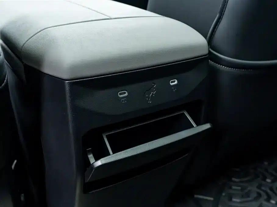 Ford Motor Romper 2026 Long Beach Extended Range — миниатюра 21
