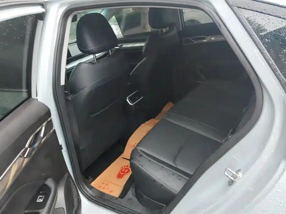 Geely Emgrand L HiP 2024 Dragon Edition 1.5TD-DHT Pro 100KM Superior Model — миниатюра 11