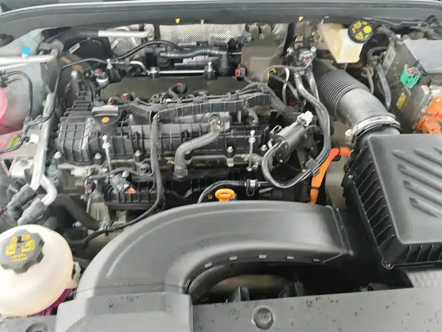 Geely Emgrand L HiP 2024 Dragon Edition 1.5TD-DHT Pro 100KM Superior Model — миниатюра 10