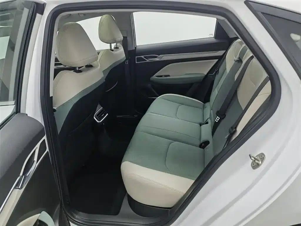 Geely Emgrand L HiP 2022 1.5TD-DHT Pro 100KM Super Speed — миниатюра 15
