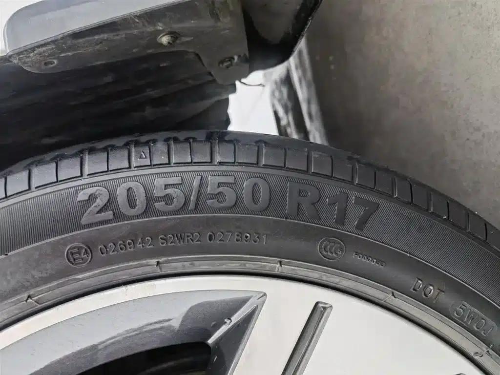 Geely Emgrand L HiP 2022 1.5TD-DHT Pro 100KM Super Speed — миниатюра 24