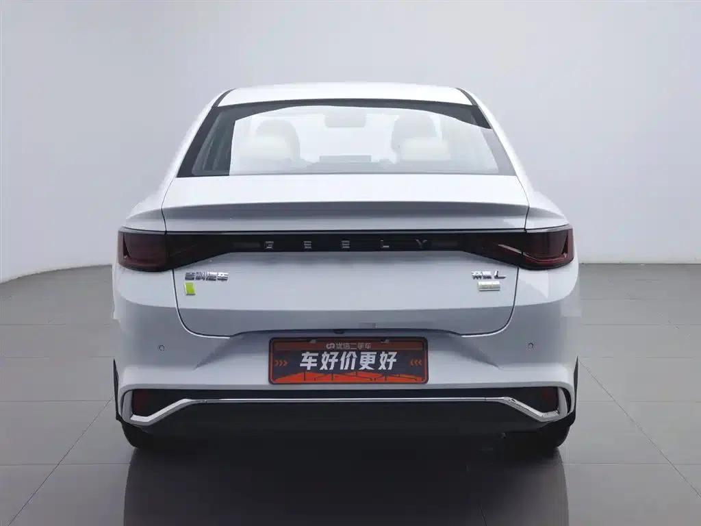 Geely Emgrand L HiP 2022 1.5TD-DHT Pro 100KM Super Speed — миниатюра 4