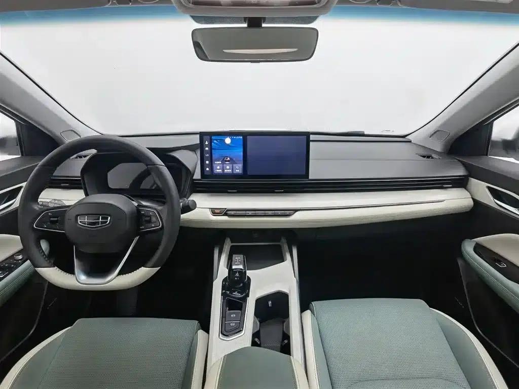 Geely Emgrand L HiP 2022 1.5TD-DHT Pro 100KM Super Speed — миниатюра 5