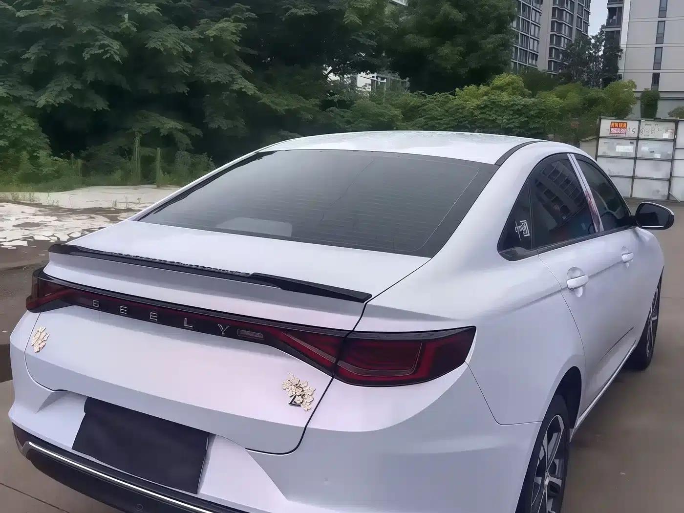 Geely Emgrand L 2022 1.4T CVT Premium Edition — миниатюра 15