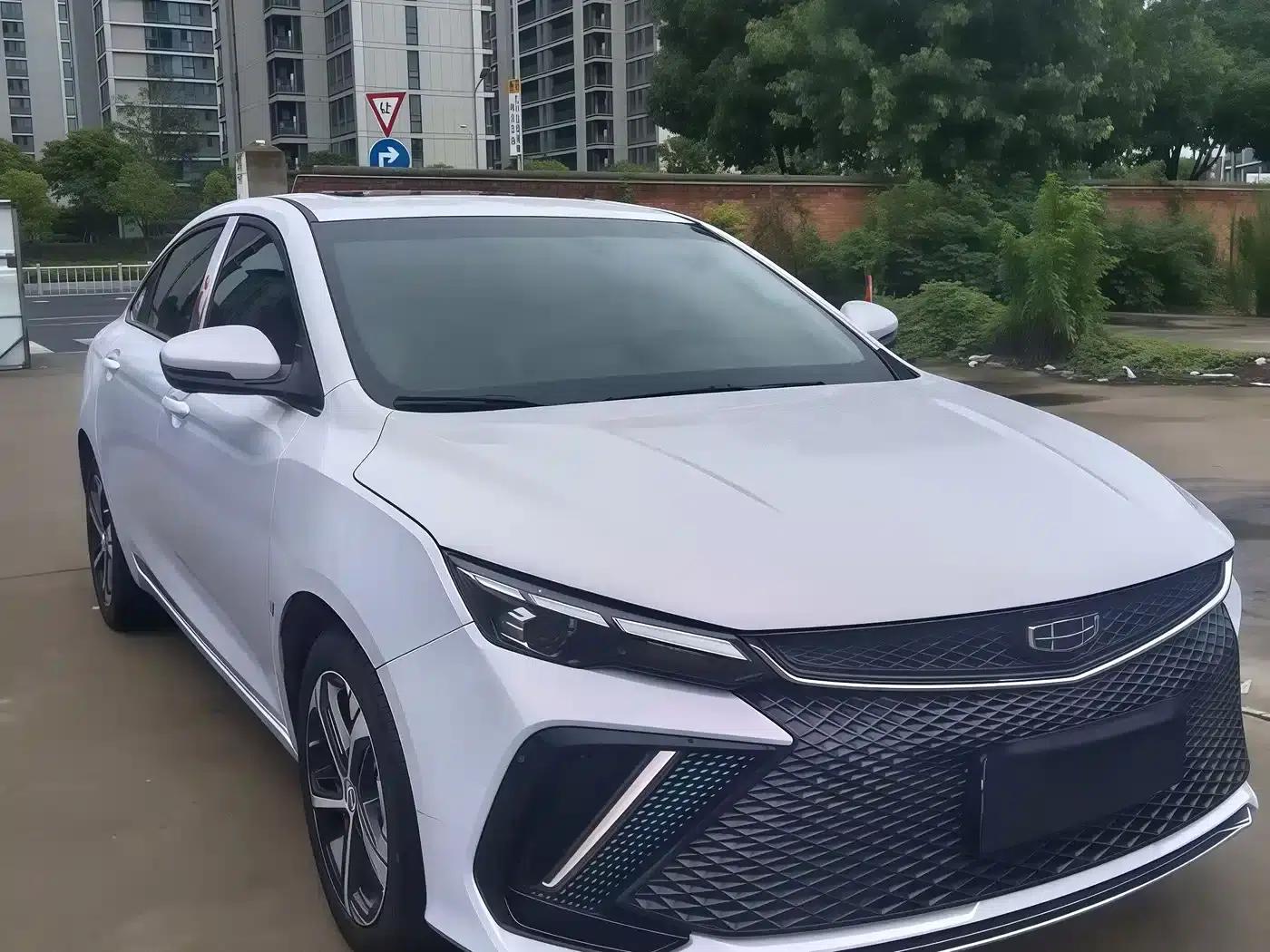 Geely Emgrand L 2022 1.4T CVT Premium Edition — миниатюра 3