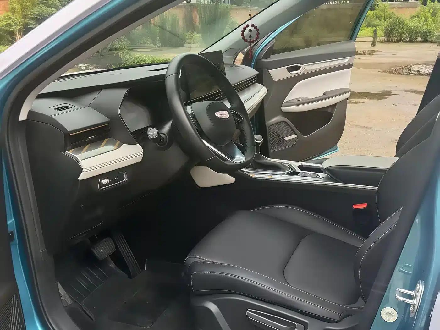 Geely Emgrand L 2022 1.4T CVT Premium Edition — миниатюра 5
