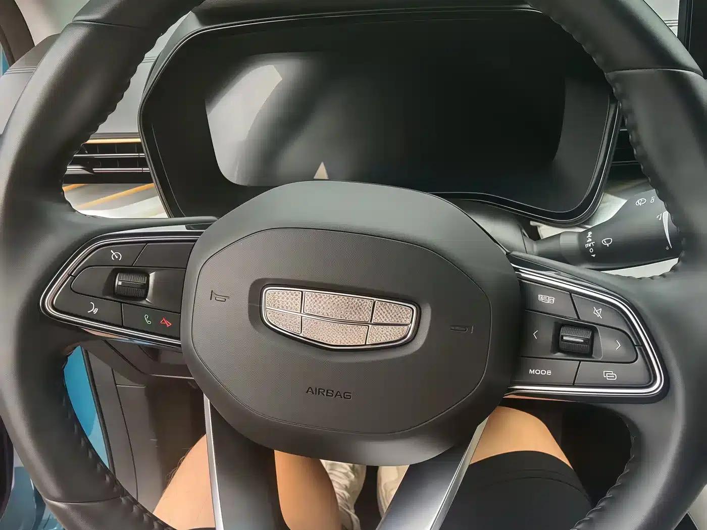 Geely Emgrand L 2022 1.4T CVT Premium Edition — миниатюра 6