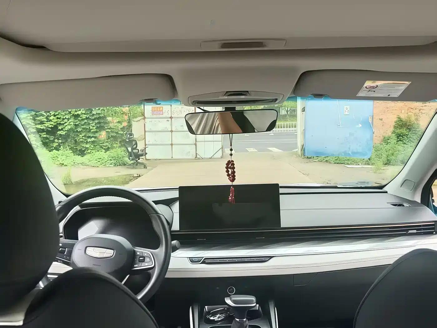 Geely Emgrand L 2022 1.4T CVT Premium Edition — миниатюра 10