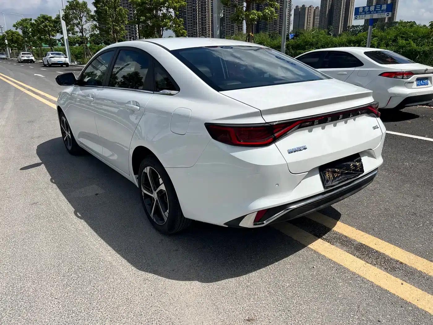 Geely Emgrand L 2022 1.4T CVT Flagship Edition — миниатюра 15