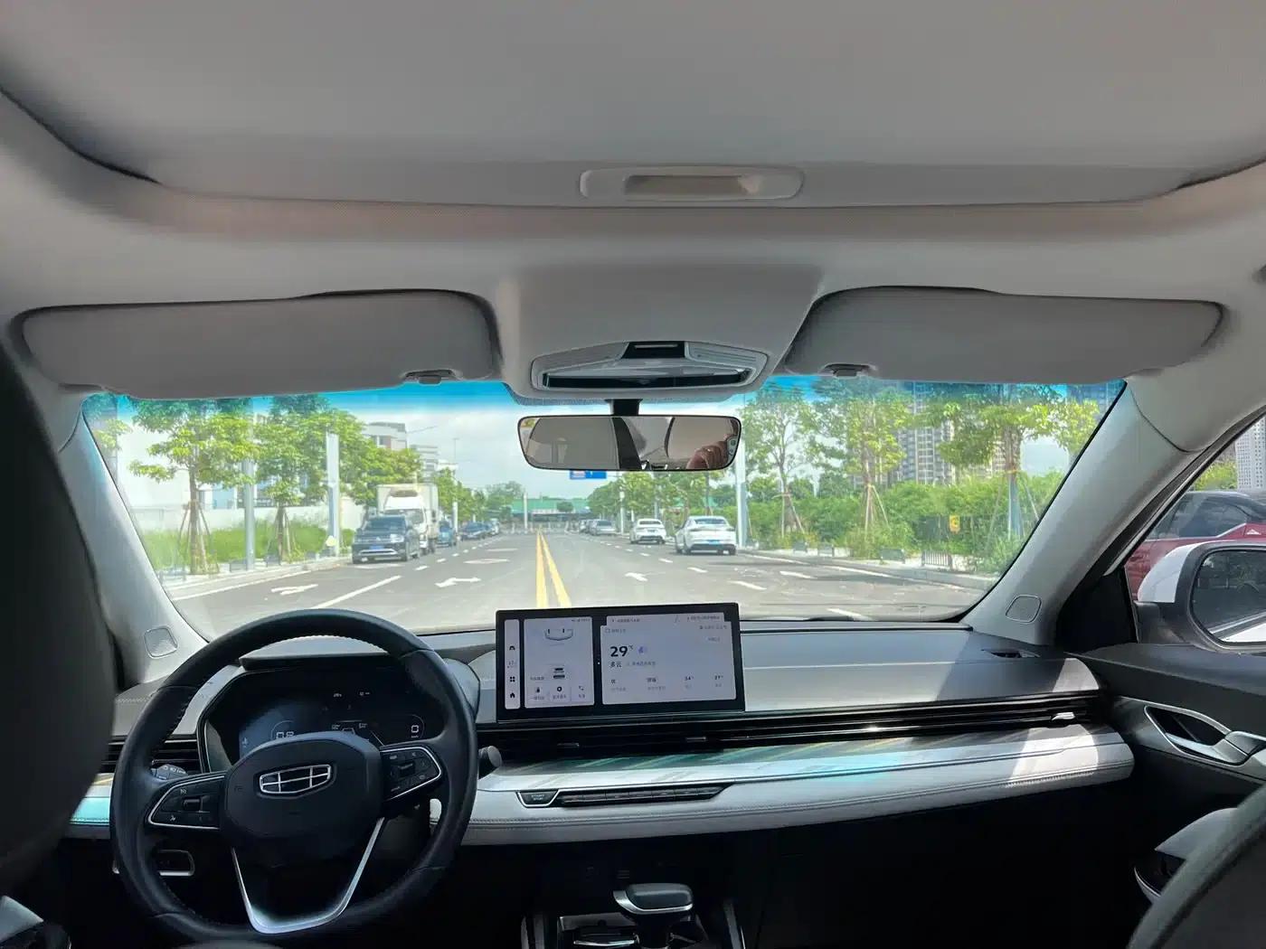 Geely Emgrand L 2022 1.4T CVT Flagship Edition — миниатюра 8