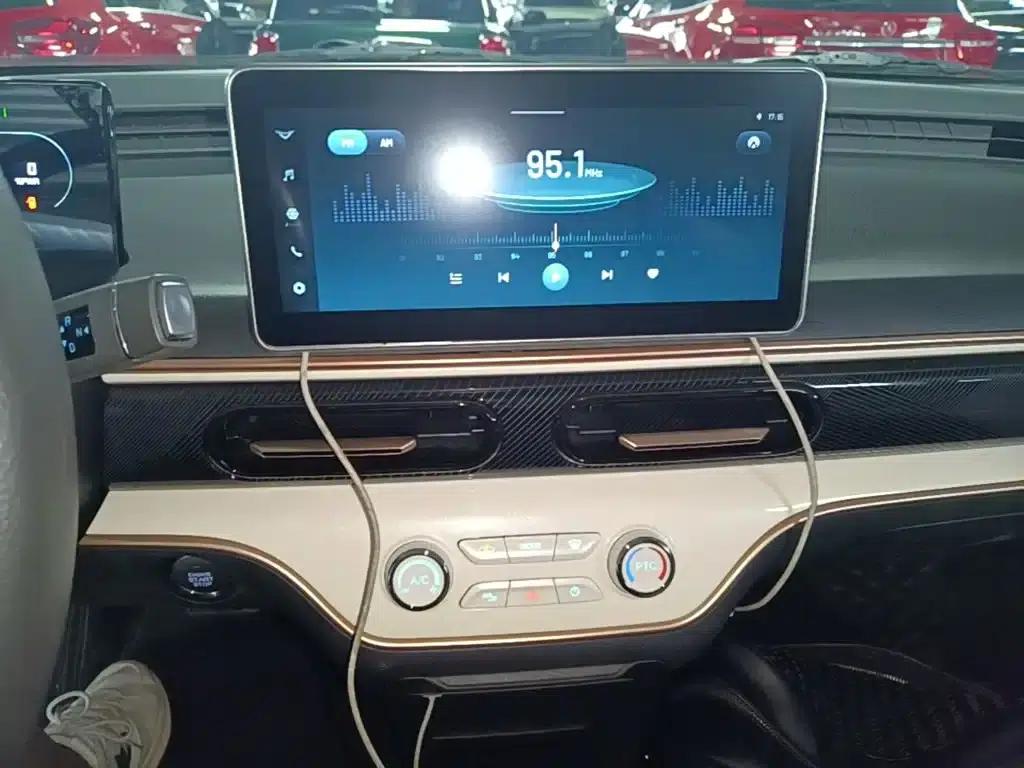 Kaiyi Shiyue 2023 Model 201km Wave Rider Edition — миниатюра 13