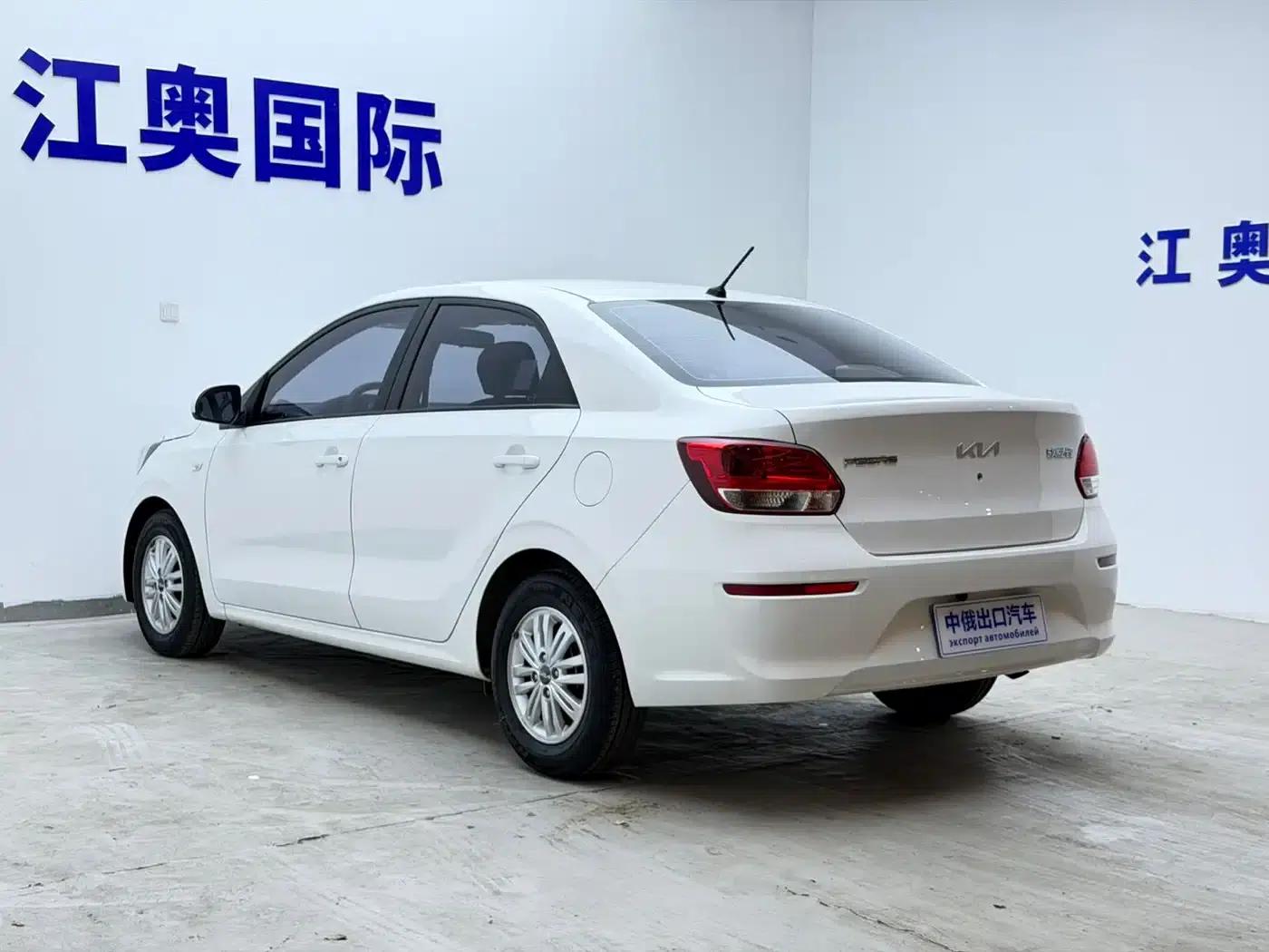 2020 Kia K2 1.4L Automatic Comfort Sunroof Edition — миниатюра 21