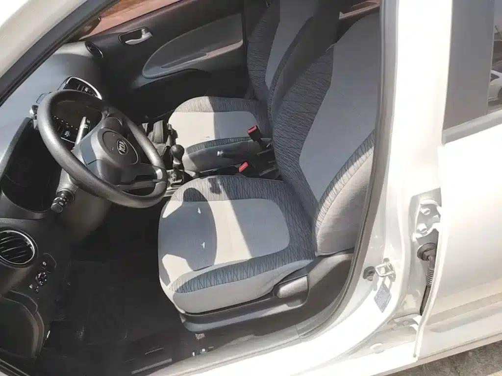 Kia K2 2017 1.4L Manual Smart Fashion Edition — миниатюра 15
