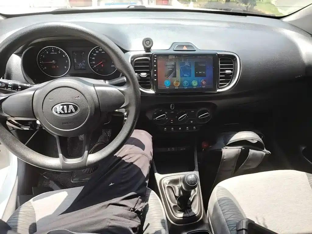 Kia K2 2017 1.4L Manual Smart Fashion Edition — миниатюра 10