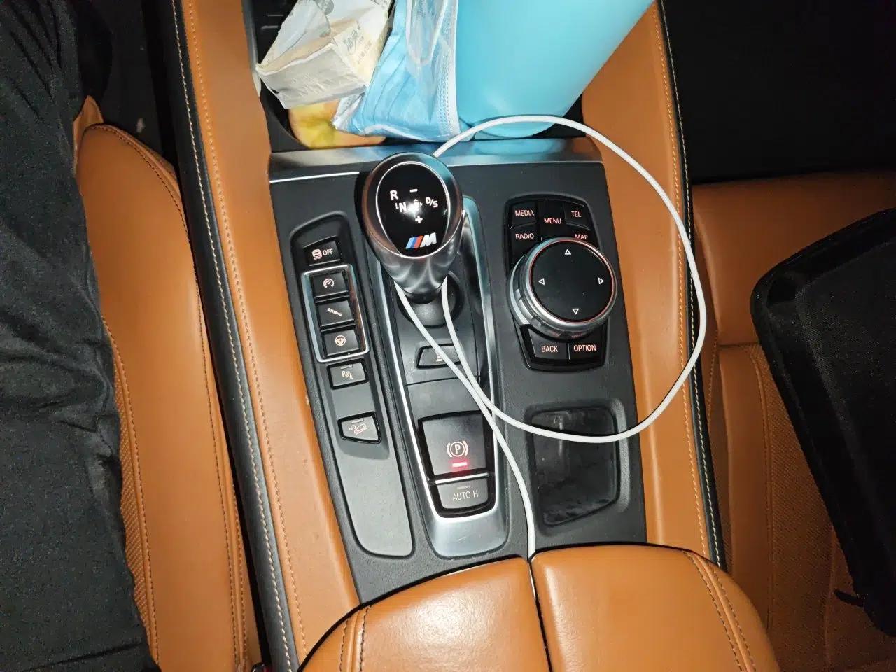BMW X6 M US-spec 4.4 automatic gasoline 5-seater — миниатюра 14
