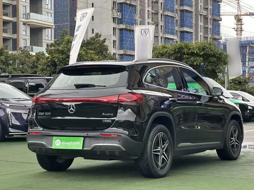 Mercedes-Benz EQA 2022 EQA 300 4MATIC Launch Edition — миниатюра 15