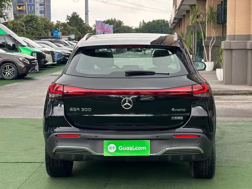 Mercedes-Benz EQA 2022 EQA 300 4MATIC Launch Edition — миниатюра 16