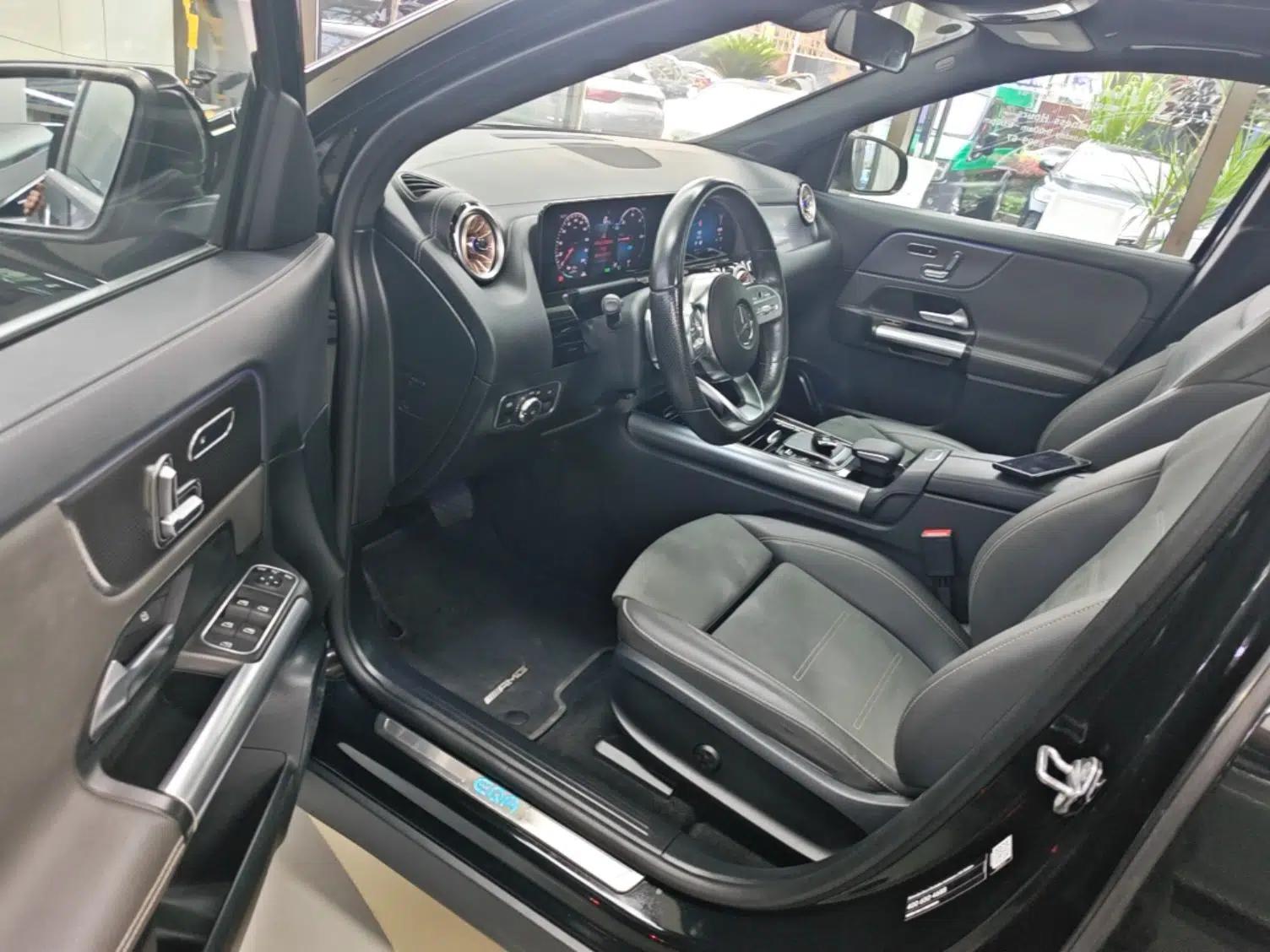Mercedes-Benz EQA 2022 EQA 300 4MATIC Launch Edition — миниатюра 26