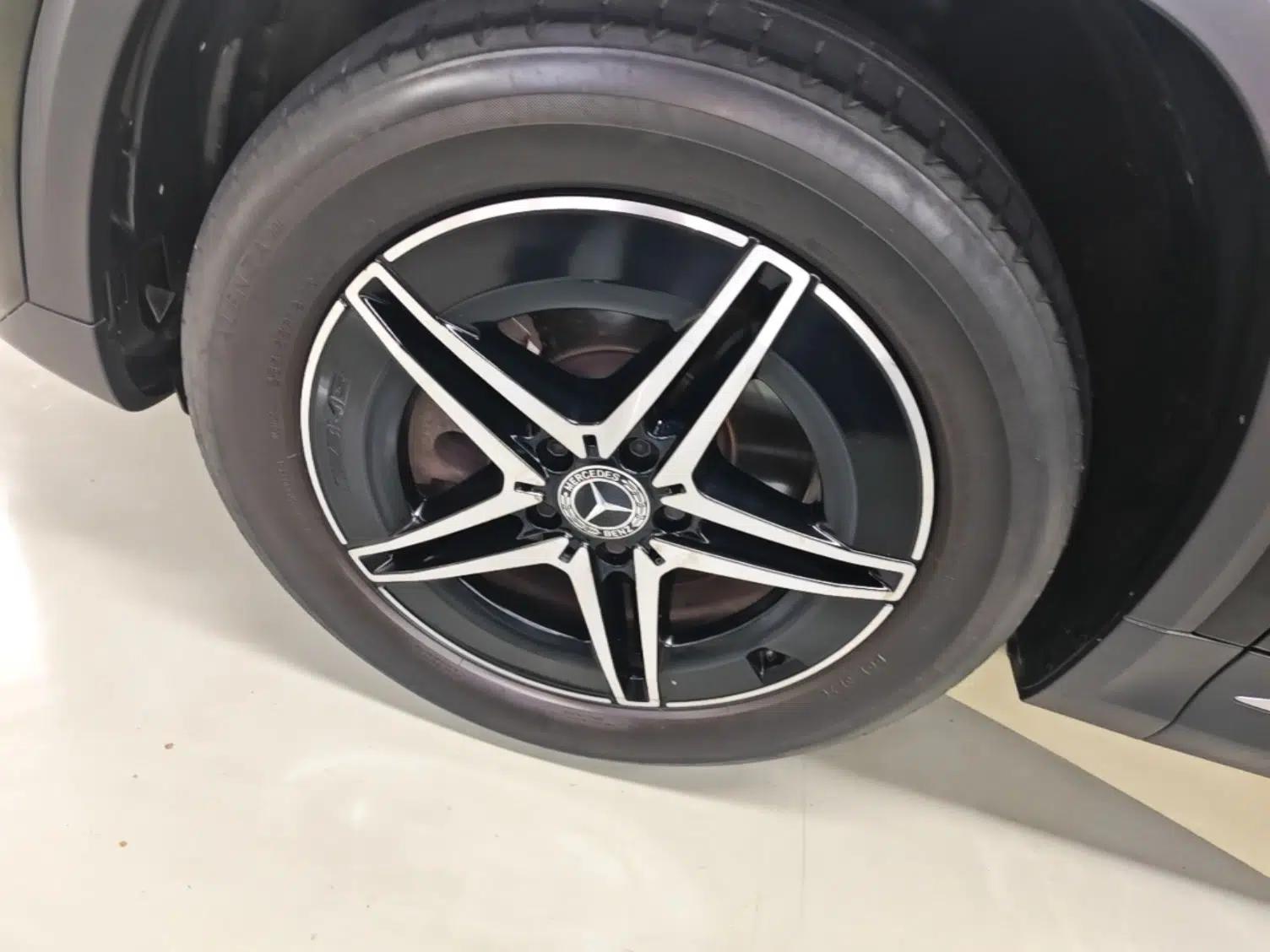 Mercedes-Benz EQA 2022 EQA 300 4MATIC Launch Edition — миниатюра 10