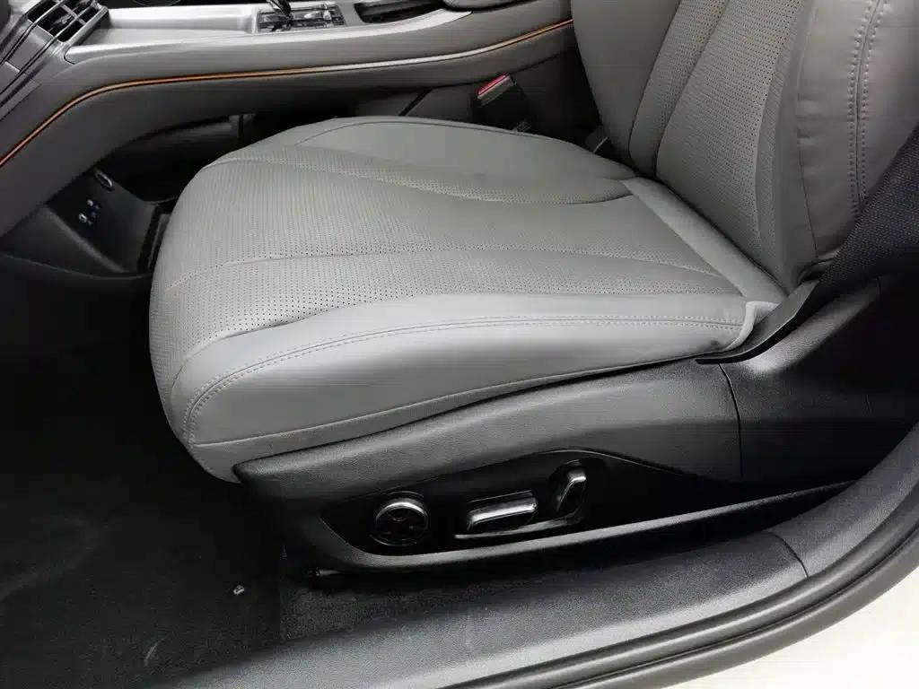 Seal 07 DM-i 2025 Intelligent Driving Edition DM-i 1.5L 125km Luxury Model — миниатюра 20