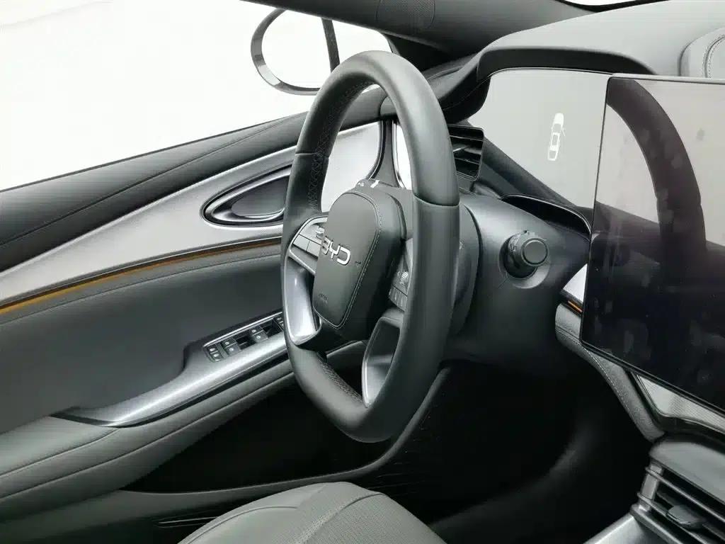 Seal 07 DM-i 2025 Intelligent Driving Edition DM-i 1.5L 125km Luxury Model — миниатюра 22