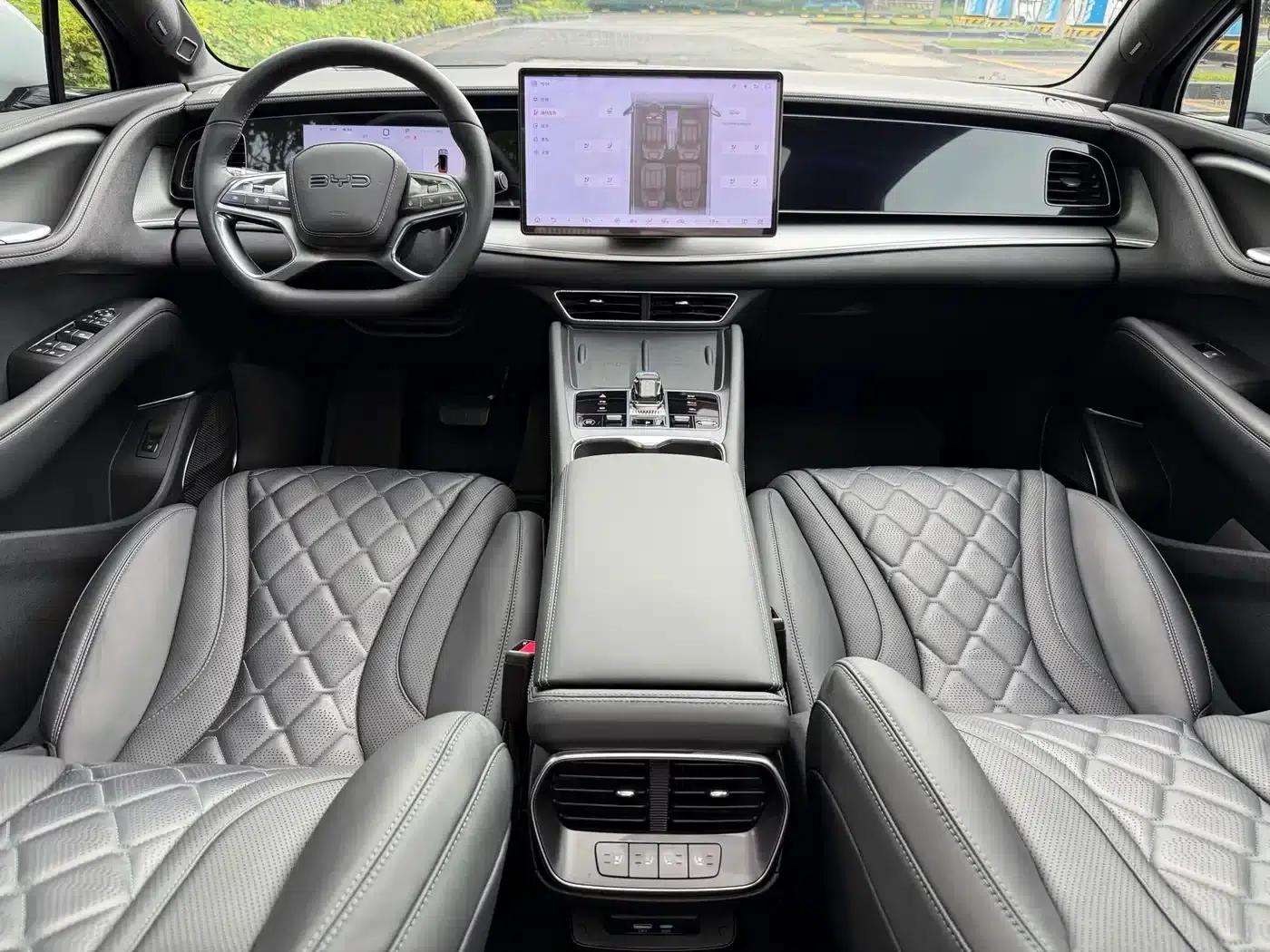 Hiace 07 EV 2024 Model 610 Smart Navigation Edition — миниатюра 10