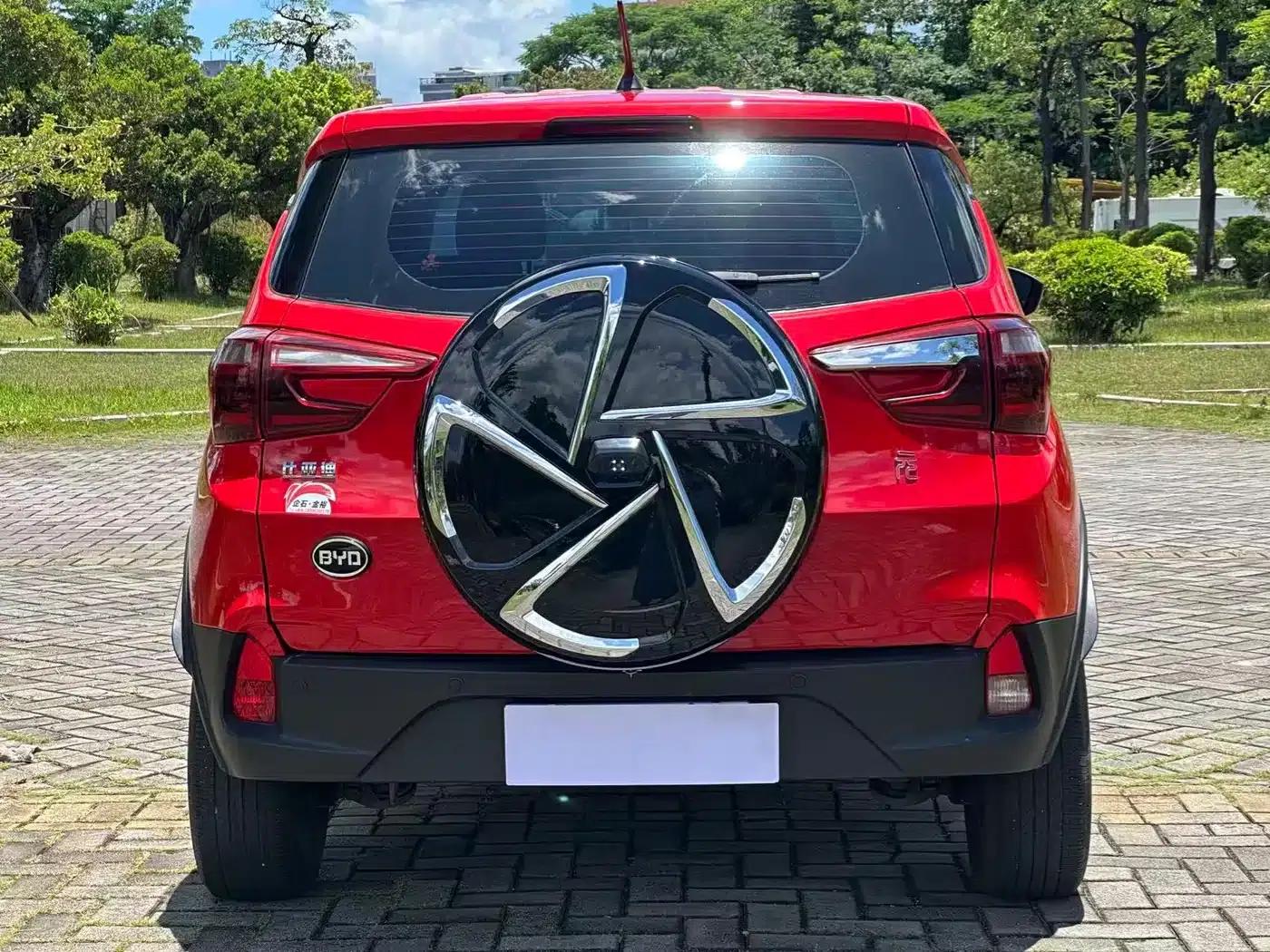 2017 Yuan 1.5L Automatic Cool and Stylish Model — миниатюра 10