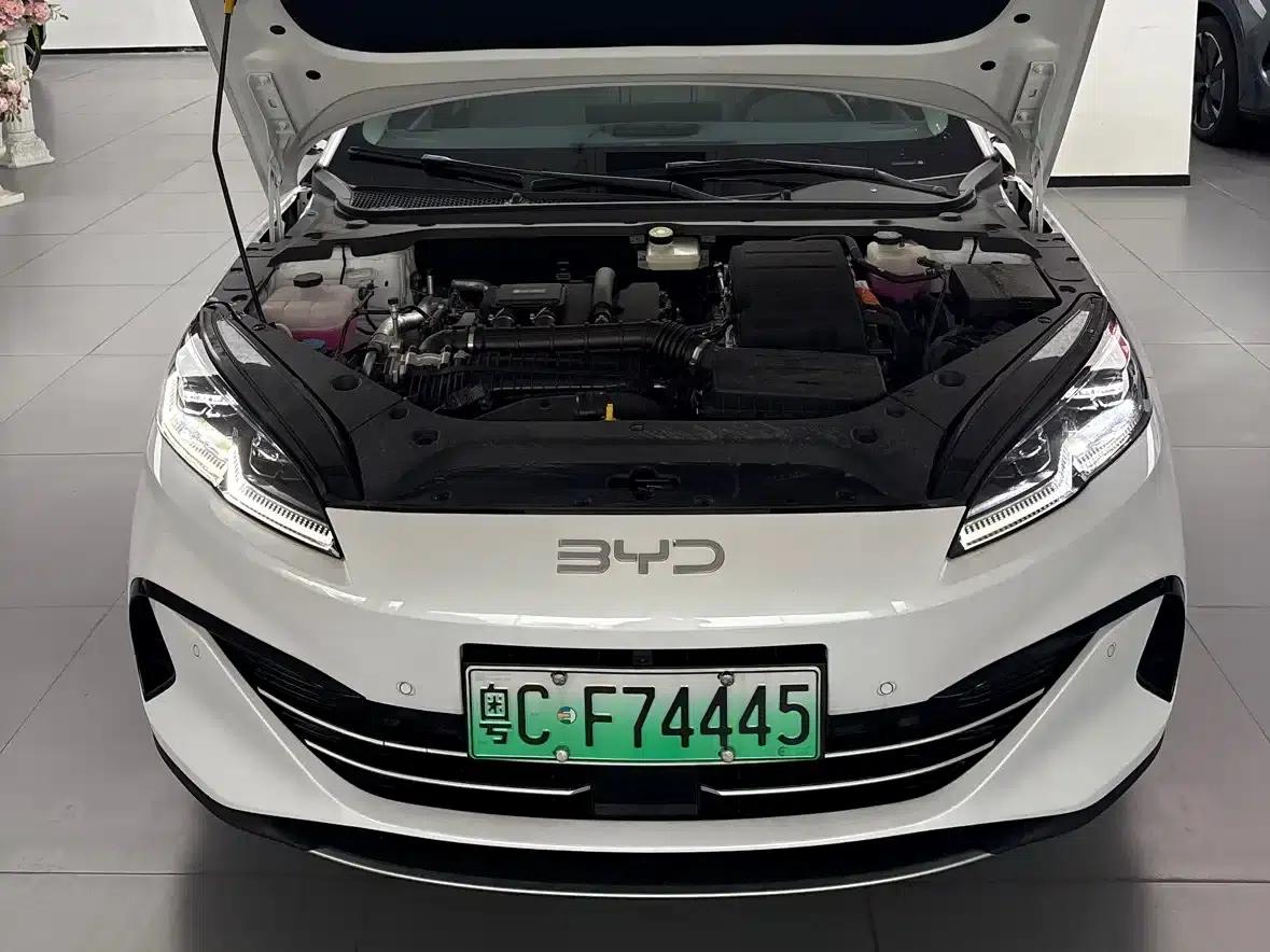 Seal 06 DM-i Touring Edition 2025 DM-i 150KM Flagship Model — миниатюра 13