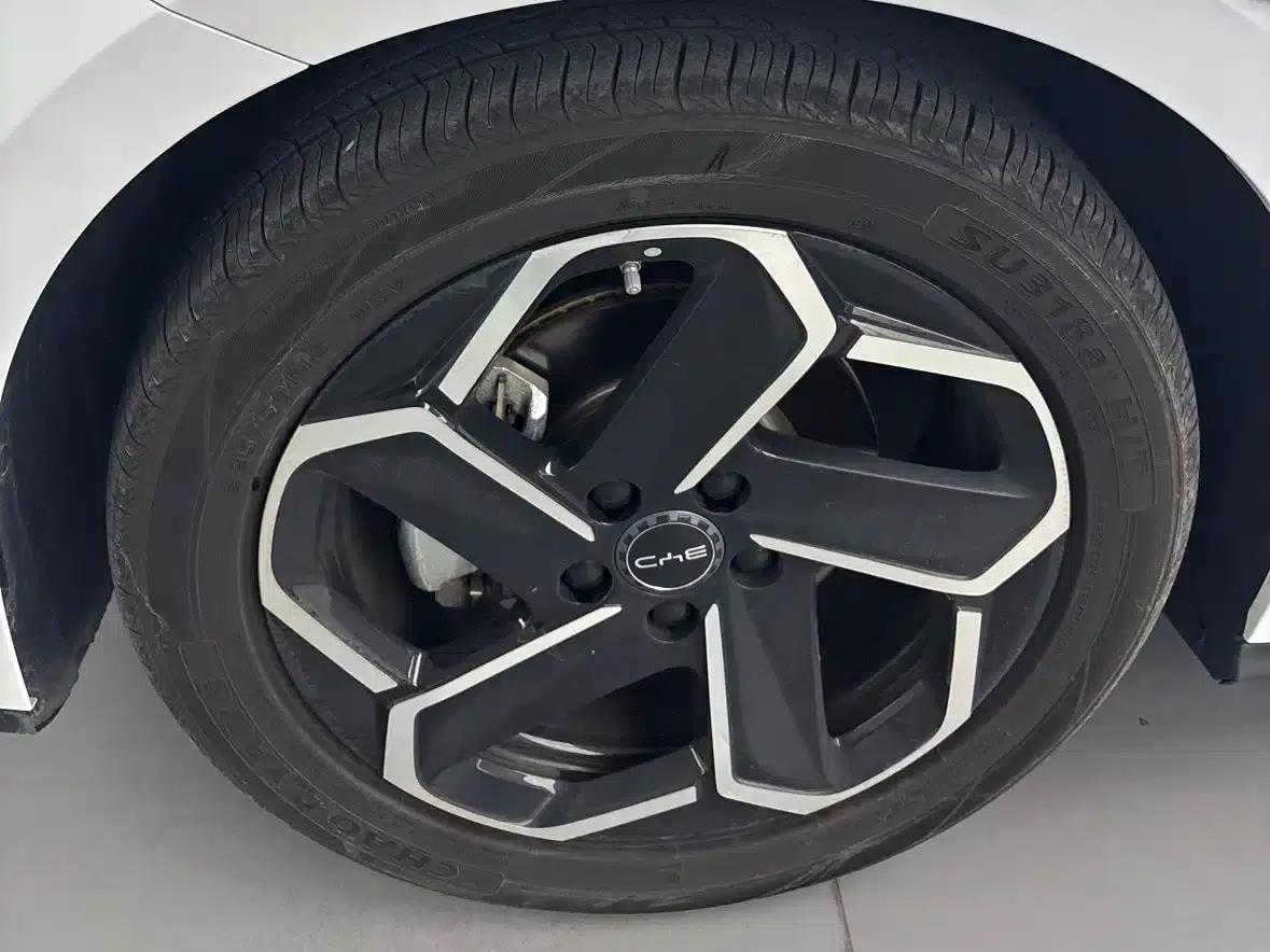 Seal 06 DM-i Touring Edition 2025 DM-i 150KM Flagship Model — миниатюра 7