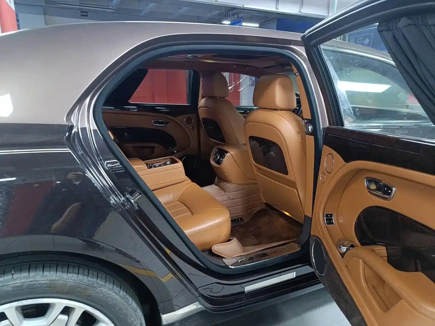 2013 Mulsanne 6.8T Mulliner Special Edition — миниатюра 8