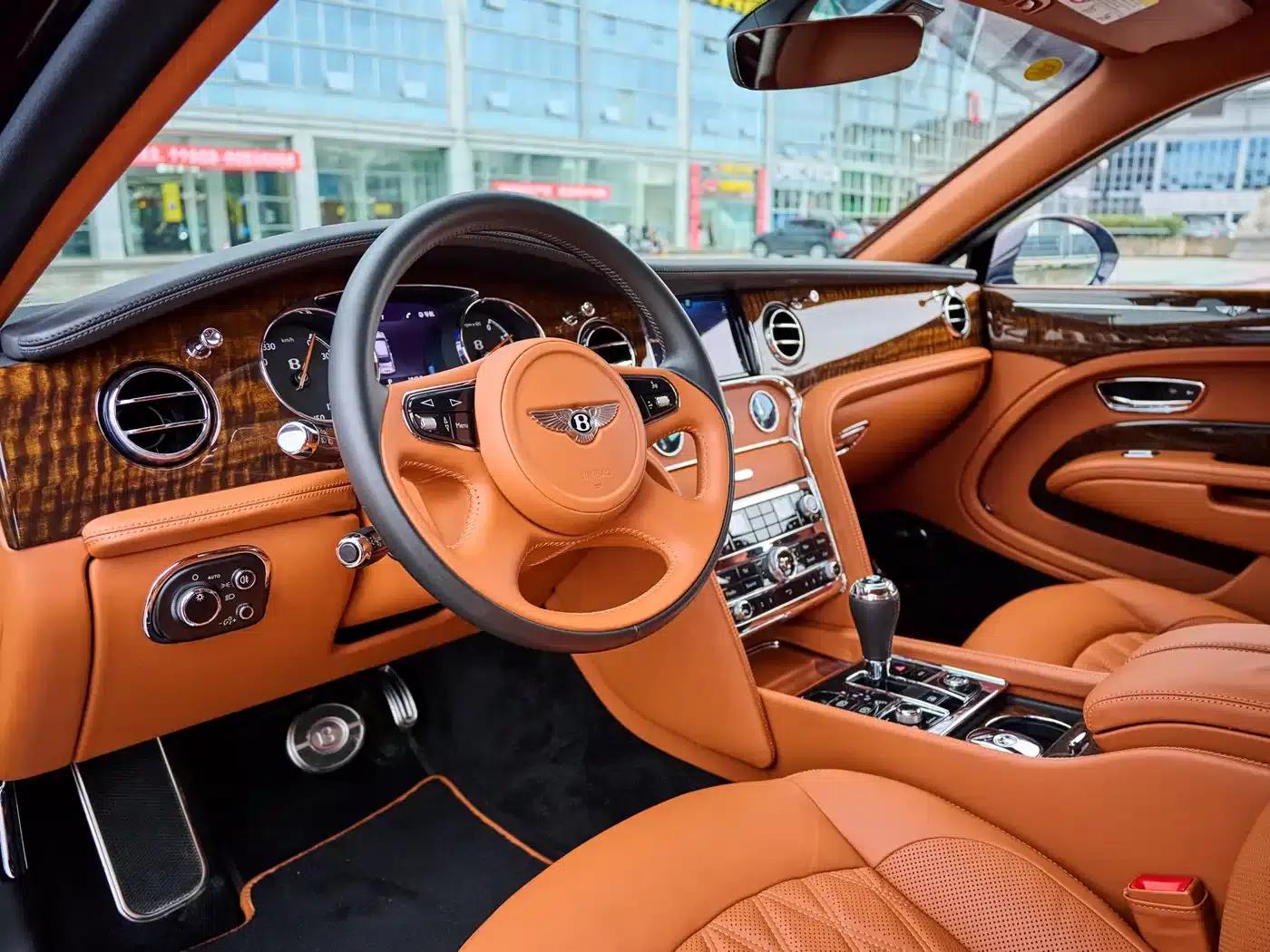Mulsanne 2017 6.8T Long Wheelbase — миниатюра 12