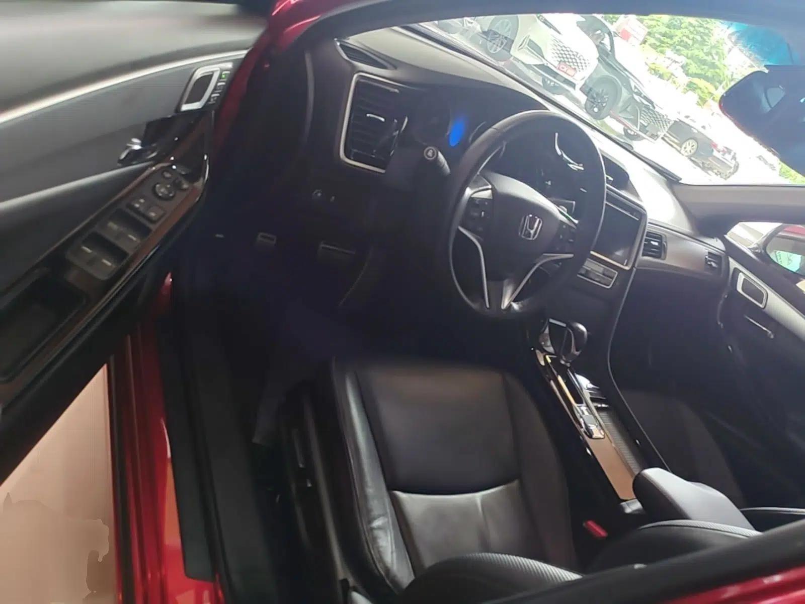 Honda Spirior 2017 2.0L Comfort Edition — миниатюра 18