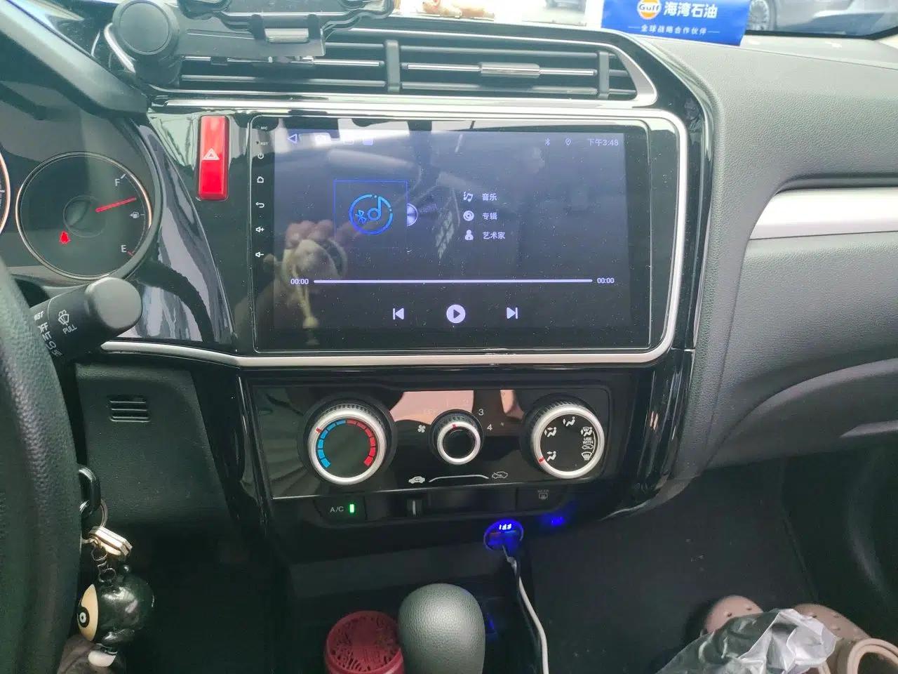 Honda Greiz 2016 1.5L CVT Comfort Version — миниатюра 13