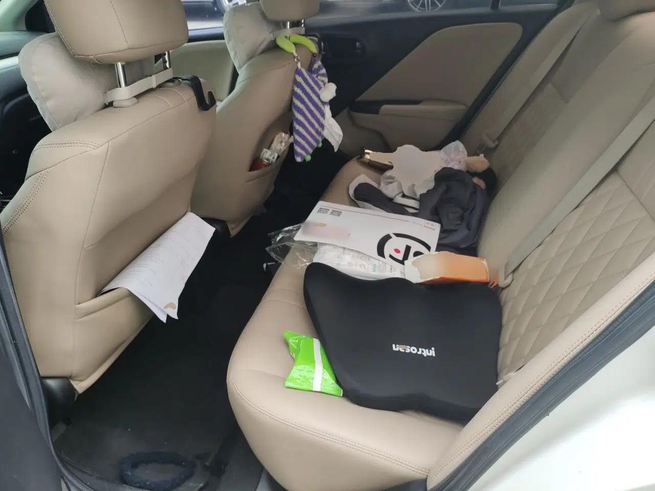 Honda Greiz 2016 1.5L CVT Comfort Version — миниатюра 17