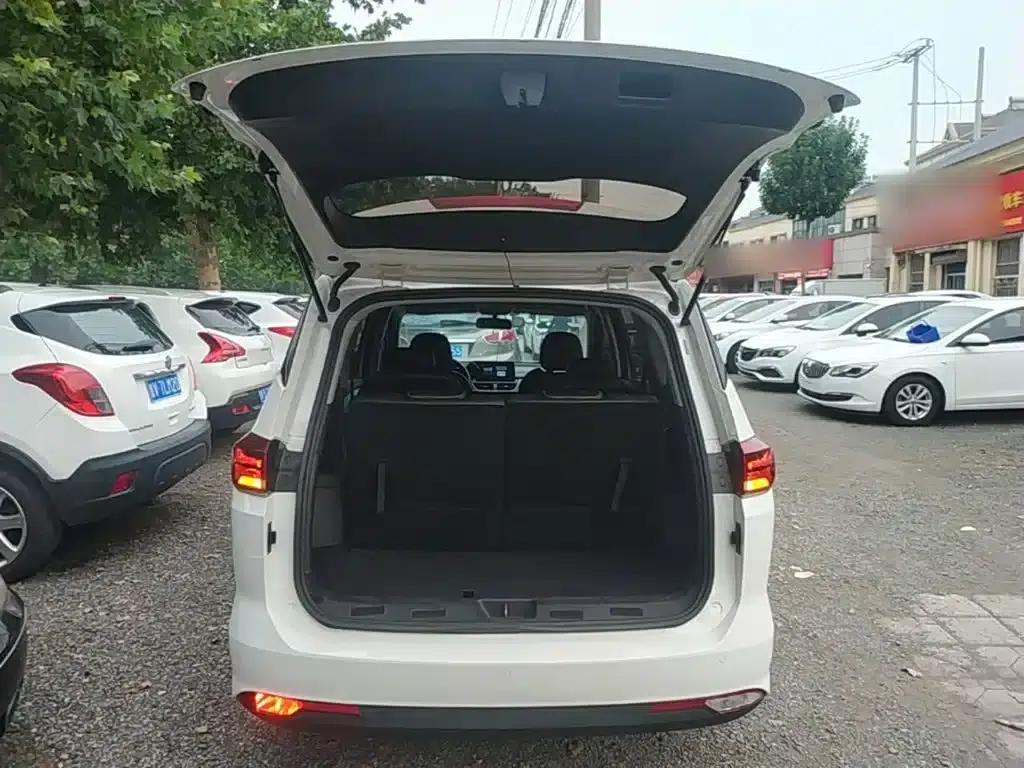 Baojun 360 2018 1.5L Manual Elite (National V Emission Standard) — миниатюра 19