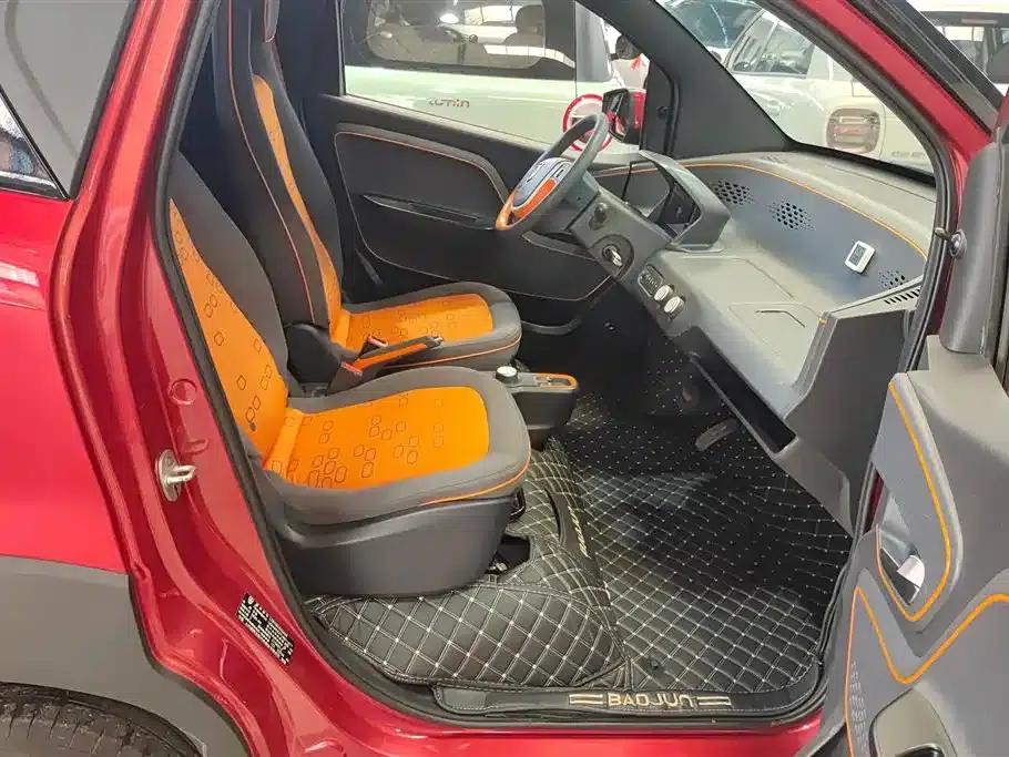 Baojun E100 2020 Model 305KM Smart Edition — миниатюра 11
