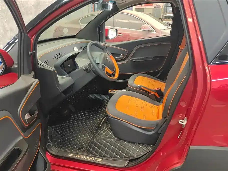 Baojun E100 2020 Model 305KM Smart Edition — миниатюра 9
