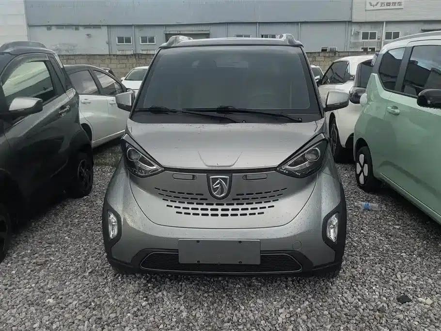 Baojun E100 2019 Model 250KM Smart Edition — миниатюра 2