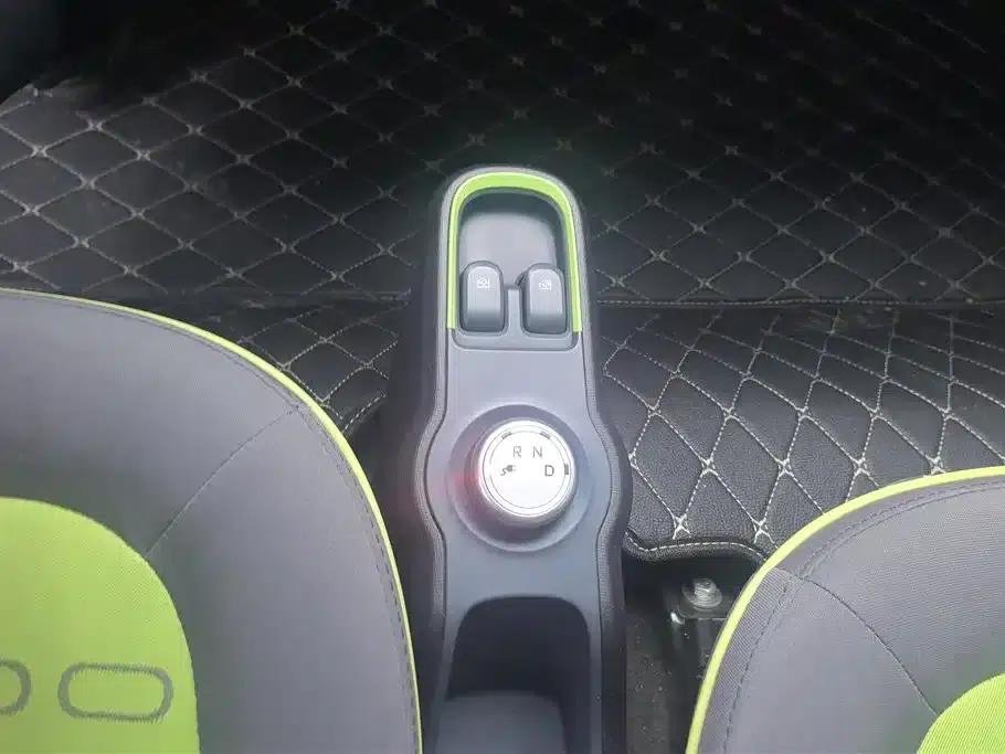 Baojun E100 2019 Model 250KM Smart Edition — миниатюра 16