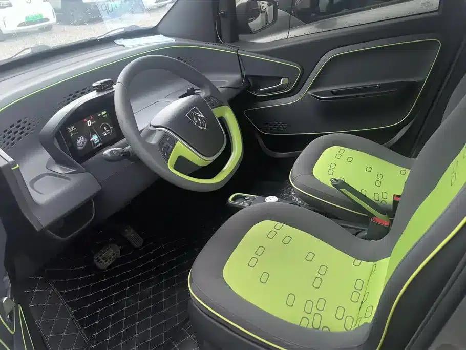 Baojun E100 2019 Model 250KM Smart Edition — миниатюра 9