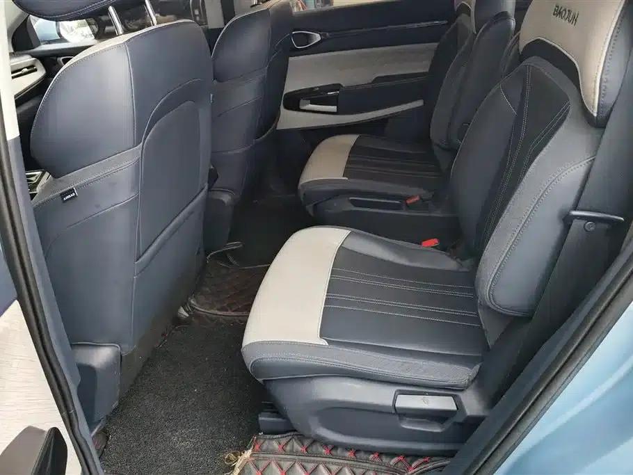 Baojun RM-5 2019 1.5T CVT 24-hour online luxury 6-seater — миниатюра 11