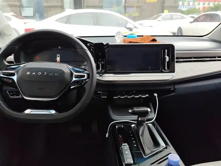 Baojun RM-5 2019 1.5T CVT 24-hour online luxury 6-seater — миниатюра 12