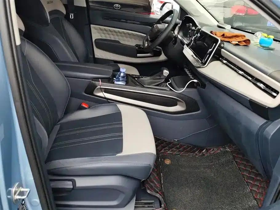 Baojun RM-5 2019 1.5T CVT 24-hour online luxury 6-seater — миниатюра 8