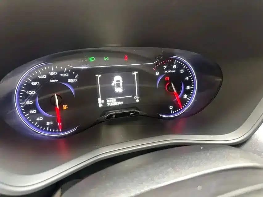 Baojun RS-3 2020 1.5T CVT Intelligent Premium Edition — миниатюра 9